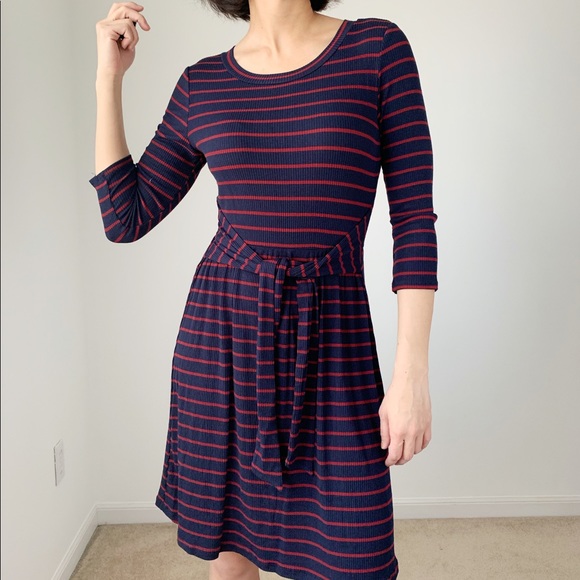 CREW NECK WAIST TIE STRIPED DRESS - Picture 8 of 11